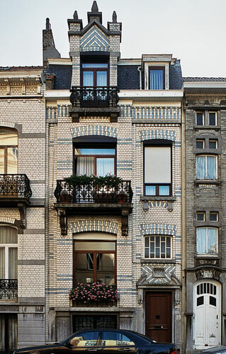 Rue Hobbema 39 (photo 2009).