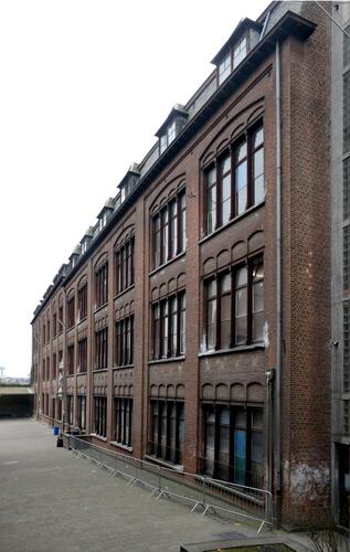 Chaussée de Haecht 164-166, Centre scolaire Sainte-Marie La Sagesse, bâtiment de classes (A), façade nord (photo 2013).