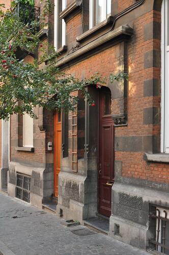 Rue Vogler 6 et 4, portes (photo 2012).