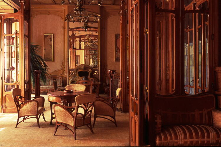 Huis Solvay. Opeenvolgende salons op de bel-etage (foto Bastin & Evrard © MBHG).