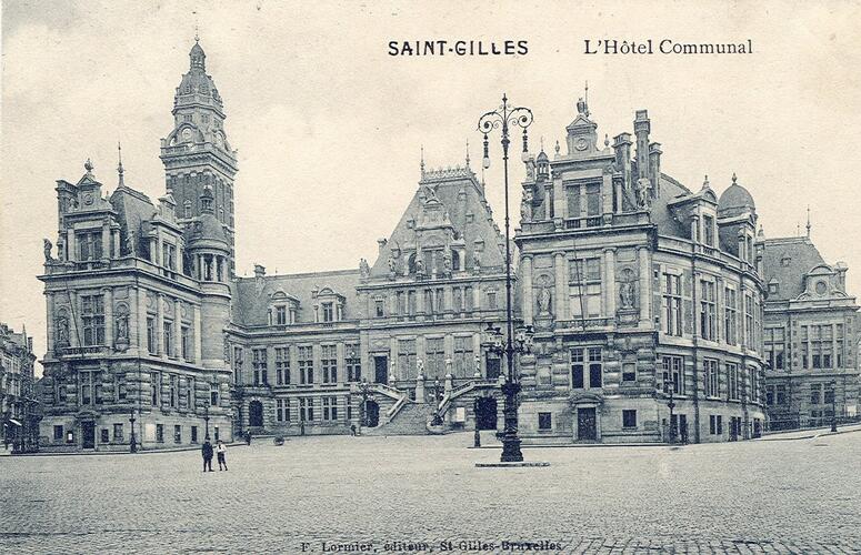 Stadhuis (Verzameling postkaarten Dexia Bank, s.d.).