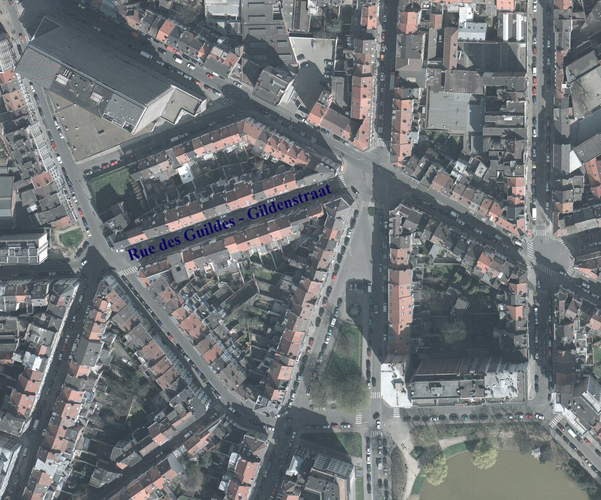 Vue aérienne de la rue des Guildes (Bruxelles UrbIS ® © - Distribution : CIRB 20 avenue des Arts, 1000 Bruxelles, photo 2009).