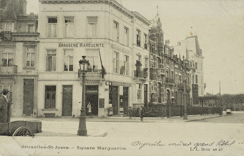 Square Marguerite, côté sud, tronçon entre la rue Le Corrège et le square Ambiorix (Collection de Dexia Banque, s.d.).