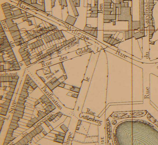 La rue de la Pacification et son dépôt de tramways, détail du plan Bruxelles et ses environs, réalisé par l'Institut cartographique militaire en 1894, AVB/TP 16767.