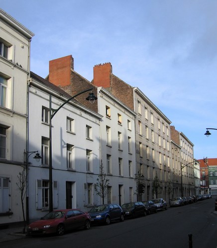 Paviastraat, laatste straatgedeelte aan pare kant, arbeiderswijk van 1876 (foto 2006).