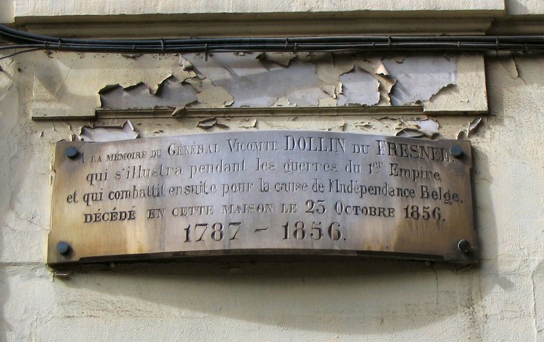 Rue Keyenveld 7, plaque commémorative récemment disparue (photo 2007).