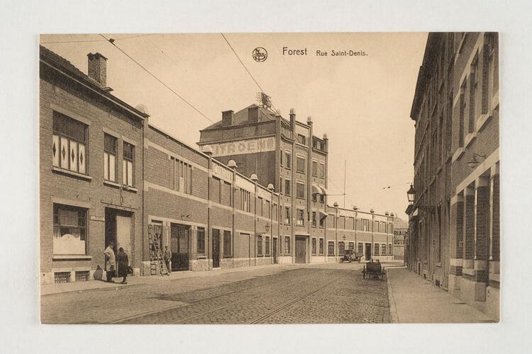 Rue Saint-Denis, usine Citroën, s.d, Collection Belfius Banque - Académie royale de Belgique ©ARB-urban.brussels.
